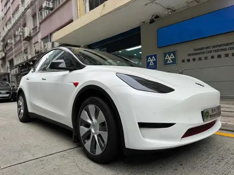 Tesla Model Y SR