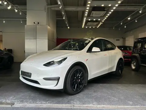 Tesla Model Y SR