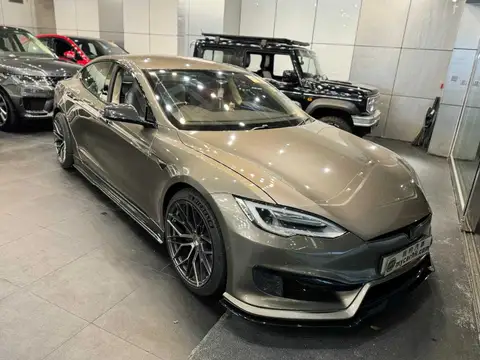 Tesla Model S 70D