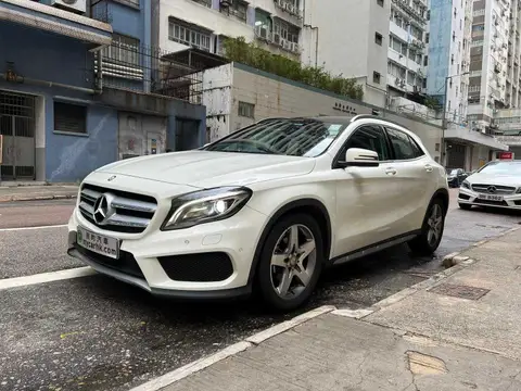Mercedes Benz GLA-Class GLA 200 GLA200