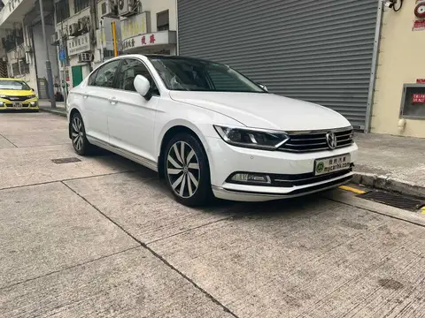 Volkswagen Passat B8 ACT 150PS HL