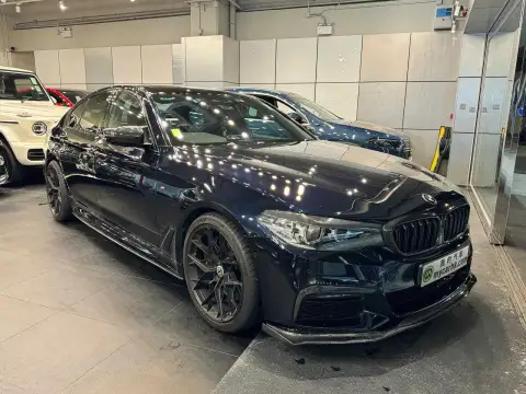 BMW 5 Series 520i M SPORT