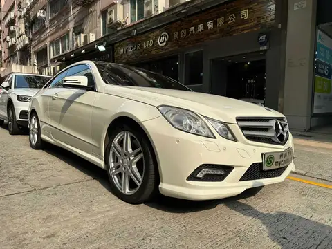 Mercedes Benz E-Class E500 COUPE