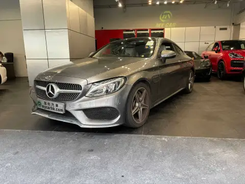 Mercedes Benz C-Class C250 COUPE