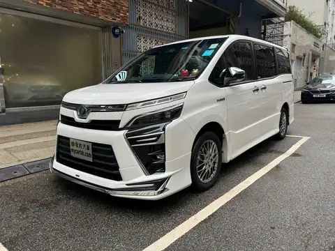 豐田 Voxy HYBRID ZS
