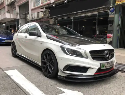 平治 A-Class  A250 SPORT AMG