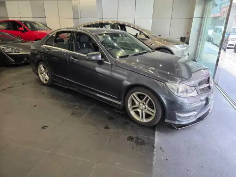 平治 C-Class C200 AMG