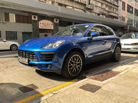 Porsche Macan S