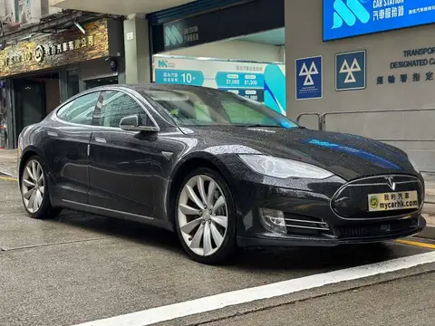 Tesla Model S 85