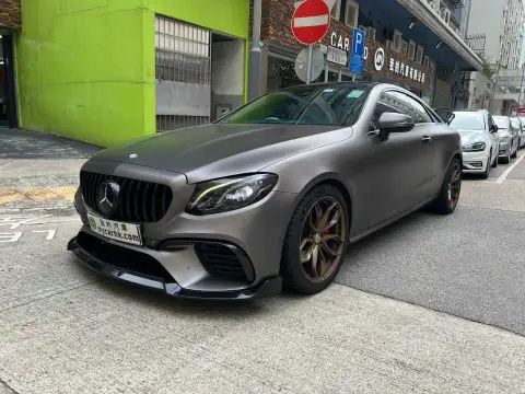 Mercedes Benz E-Class E300 COUPE