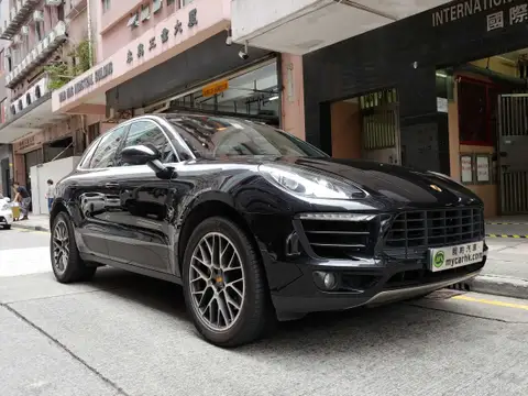 Porsche Macan S