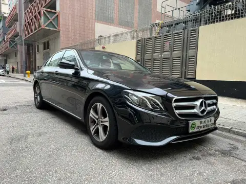 Mercedes Benz E-Class E200 AVANTGARDE
