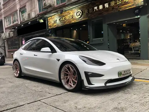 Tesla Model 3 LONG RANGE LR