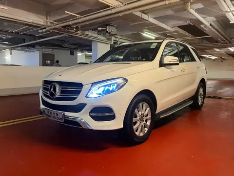 Mercedes Benz GLE-Class GLE 400