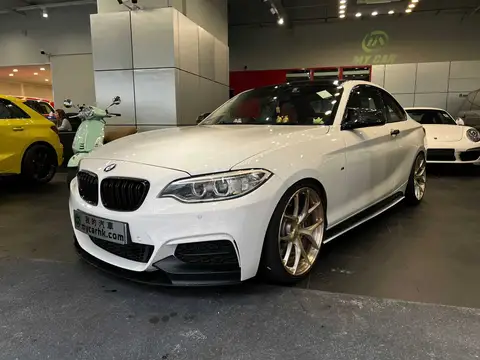 BMW M2  M235I