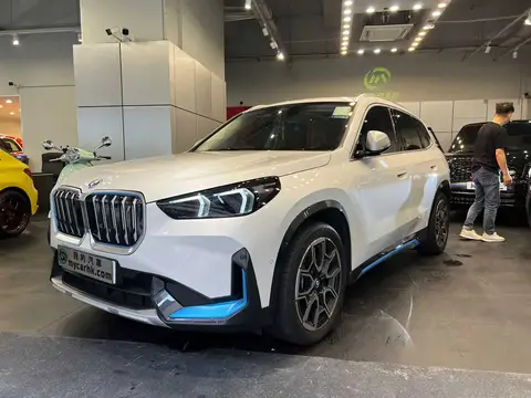 BMW iX1 XDRIVE30 XLINE