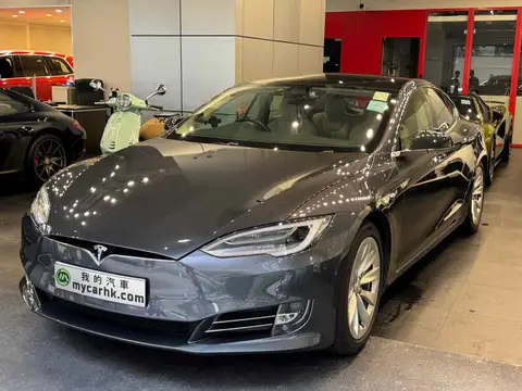 Tesla Model S 90D