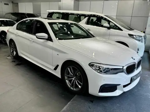 寶馬 5 Series 520i M SPORT