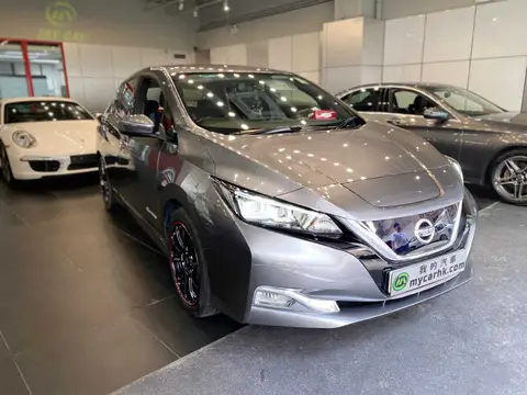 日產 Leaf LUX