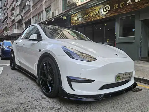 Tesla Model Y LONG RANGE