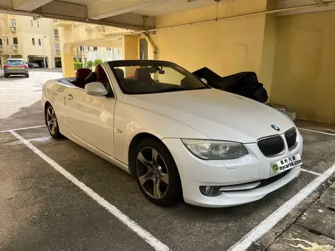 BMW 3 Series 323i