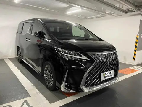 凌志 LM 350