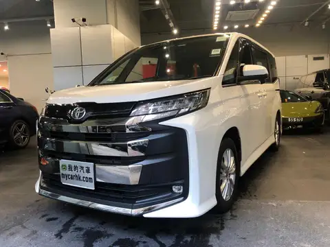 豐田 Noah 90 LUXURY