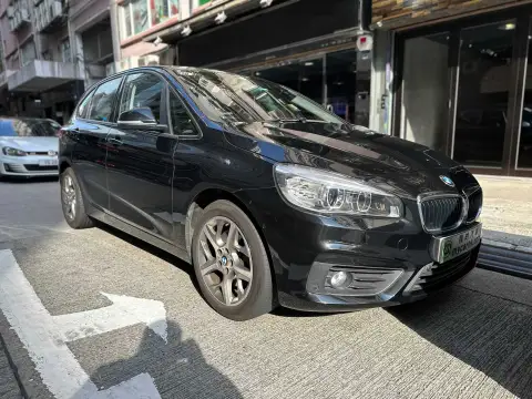 寶馬 2 Series 220i