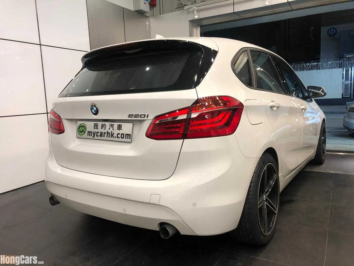 2015年 二手BMW 2 Series 220iA ACTIVE TOURER 出售 #1