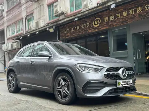 Mercedes Benz GLA-Class GLA 200 AMG