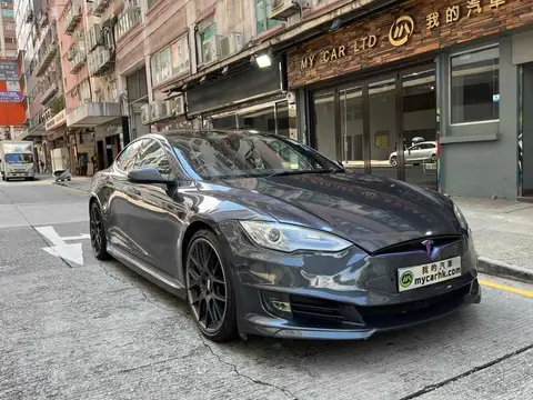 Tesla Model S P85D