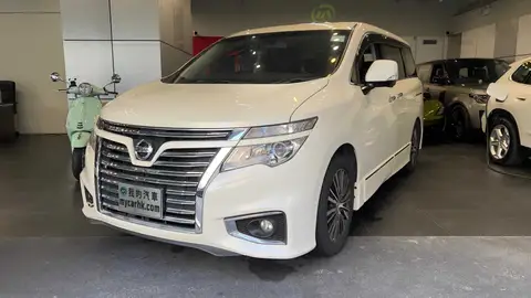 Nissan Elgrand 2.5