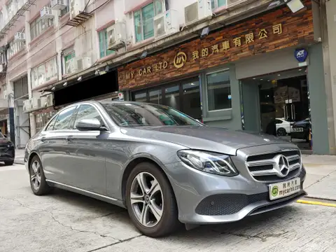 Mercedes Benz E-Class E200 AVANTGARDE
