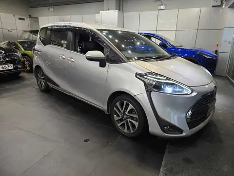 Toyota Sienta SIENTA