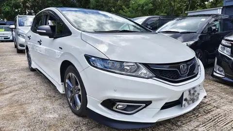本田 Jazz Hybrid