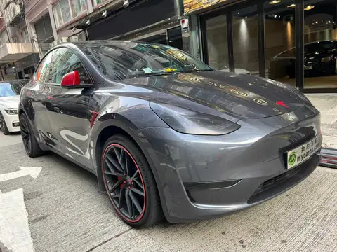 Tesla Model Y LR