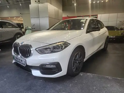 BMW 1 Series  118iA SPORT