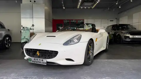 Ferrari California