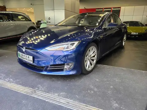 Tesla Model S 70D