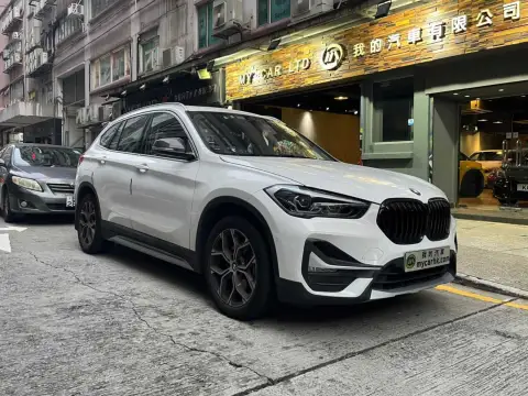 BMW X1 SDRIVE18iA XLINE