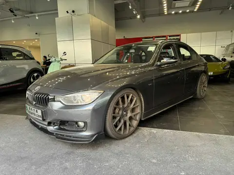 BMW 3 Series 328i SPORT