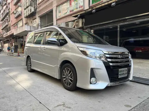 Toyota Noah  NOAH 80 DELUXE
