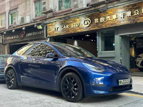 Tesla Model Y LONG RANGE LR