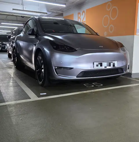 Tesla Model Y SR