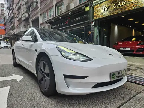 Tesla Model 3 SR