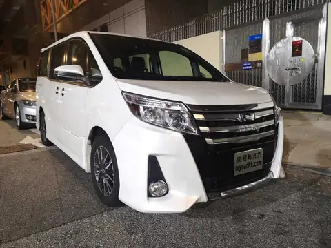 Toyota Noah  NOAH 80 DELUXE