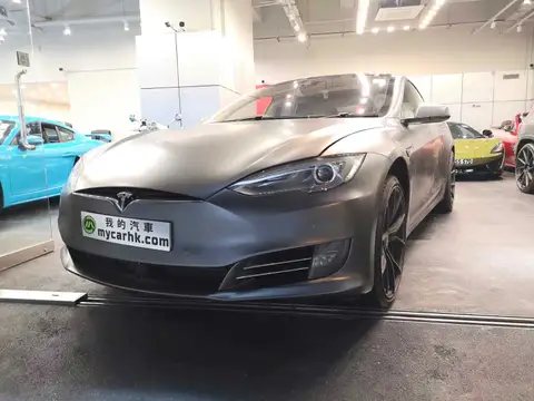 Tesla Model S 85