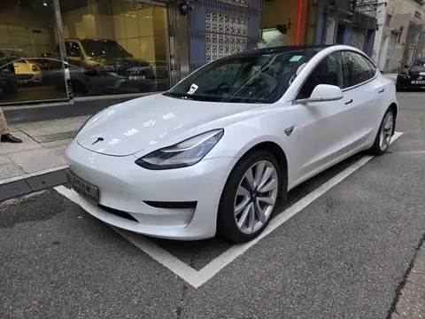 Tesla Model 3 SR PLUS