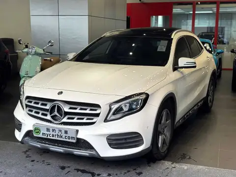 Mercedes Benz GLA-Class GLA 200 AMG FACELIFT