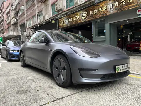 Tesla Model 3 SR
